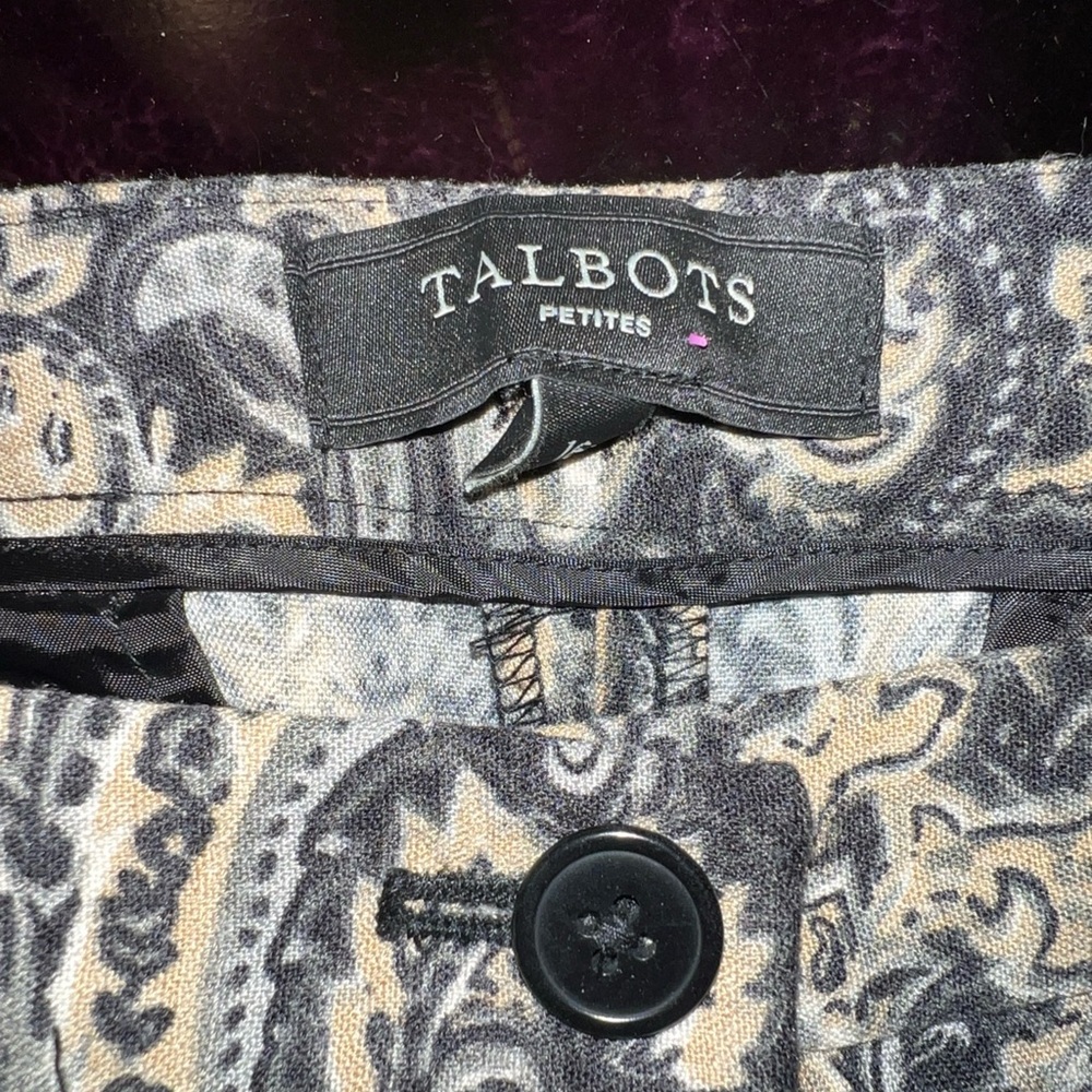 Talbots Paisley Capris - Black and Cream - Picture 2 of 11